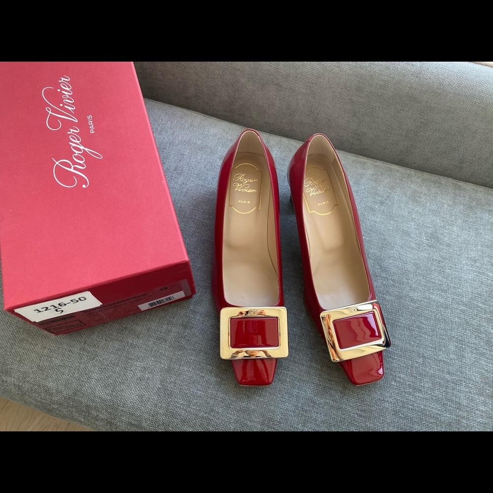 Roger Vivier Belle Vivier Patent Leather Pumps